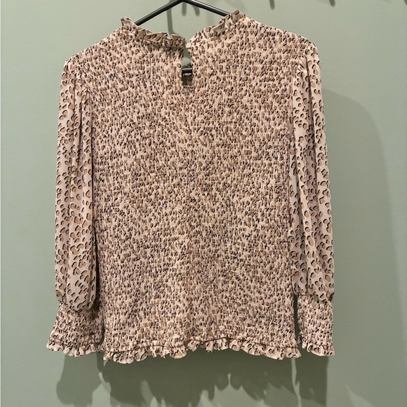 Express Ruffled Leopard Print Blouse - Picture 5 of 5